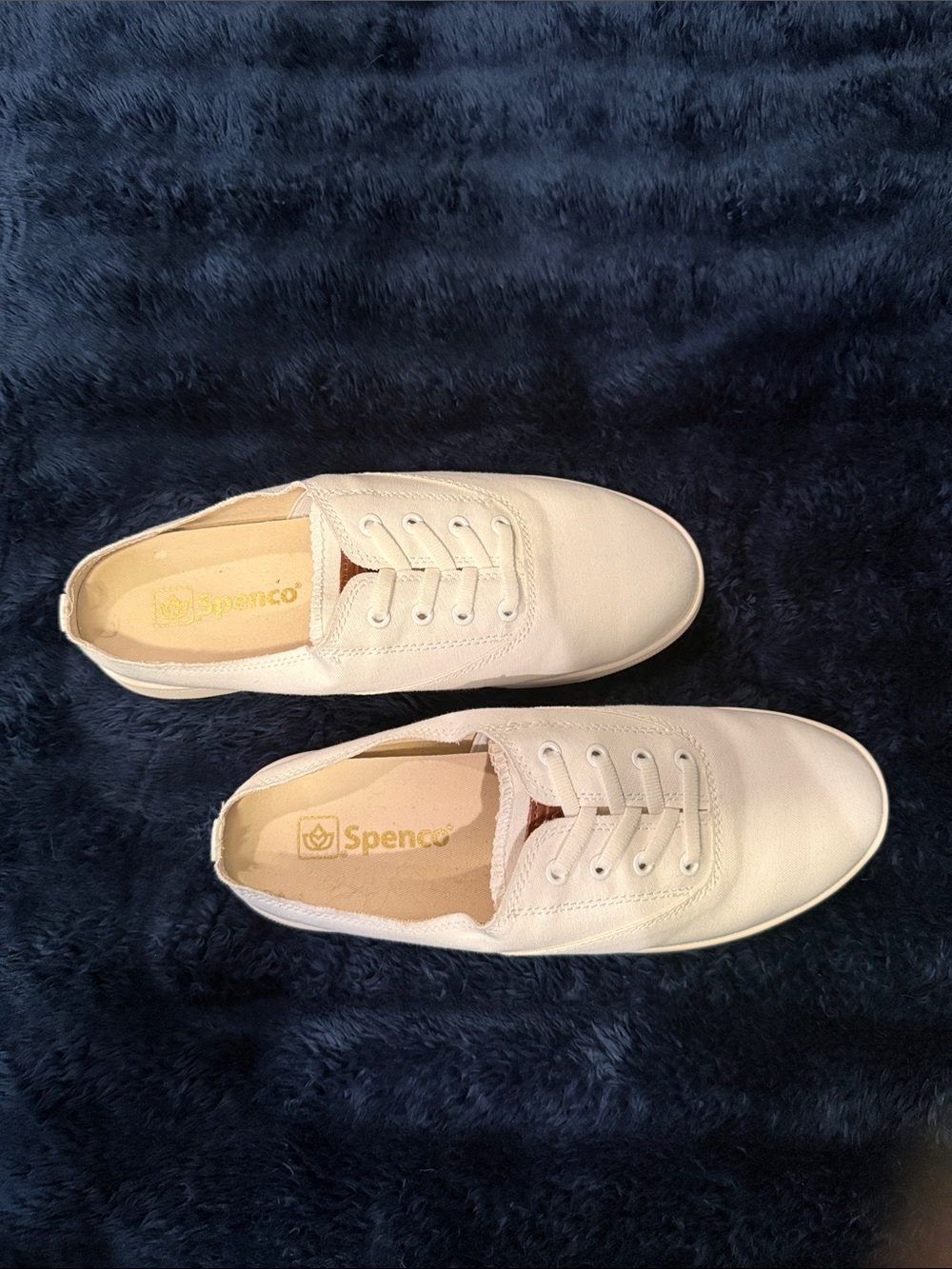 Spenco Women's White Canvas Sneakers